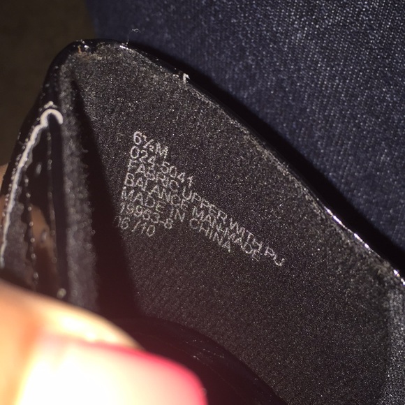 Women's Shoes - Picture 7 of 7